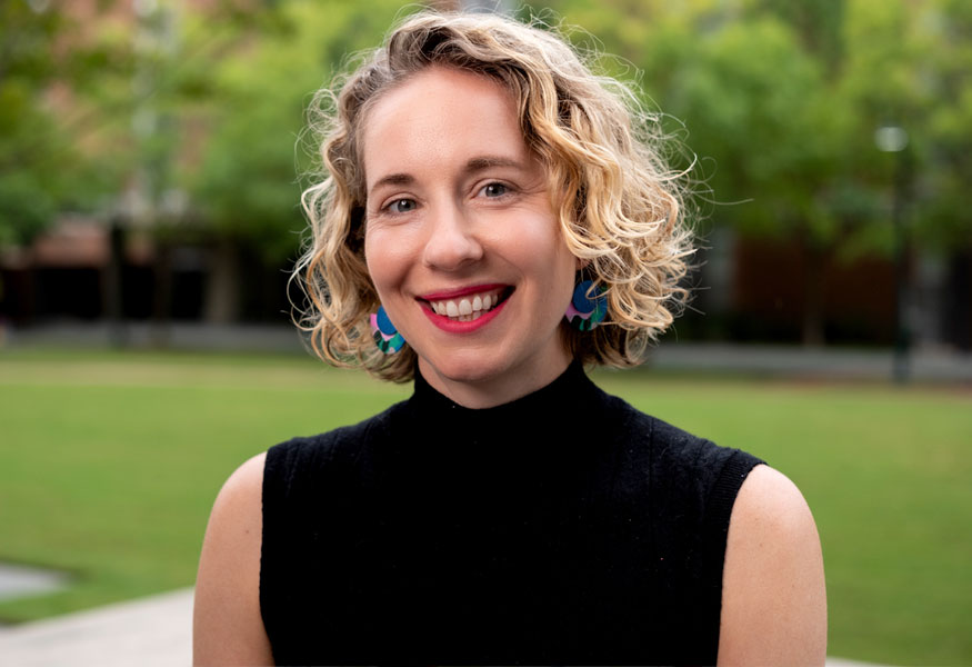 Lindsey Smith Taillie headshot