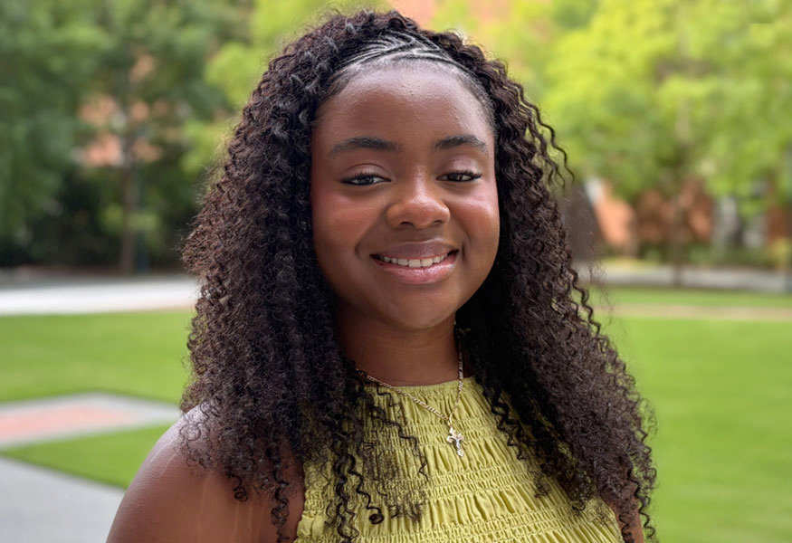 Adedasola Obatola headshot